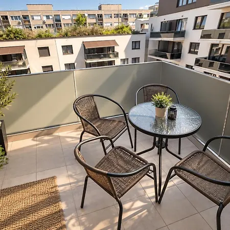 Corvin Royal Apartment Budapest