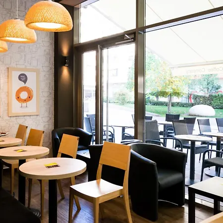 Corvin Royal - Breakfast Available Appartement